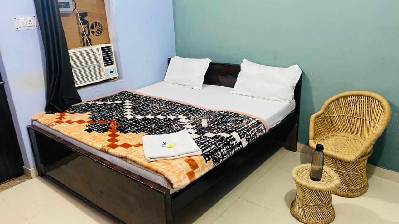Ram Paying Guest House & Hostel Near By Krishna Janmabhoomi Mathura Exteriör bild